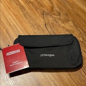 American Tourister x JP Morgan Private Client Black Embark Toiletry Bag